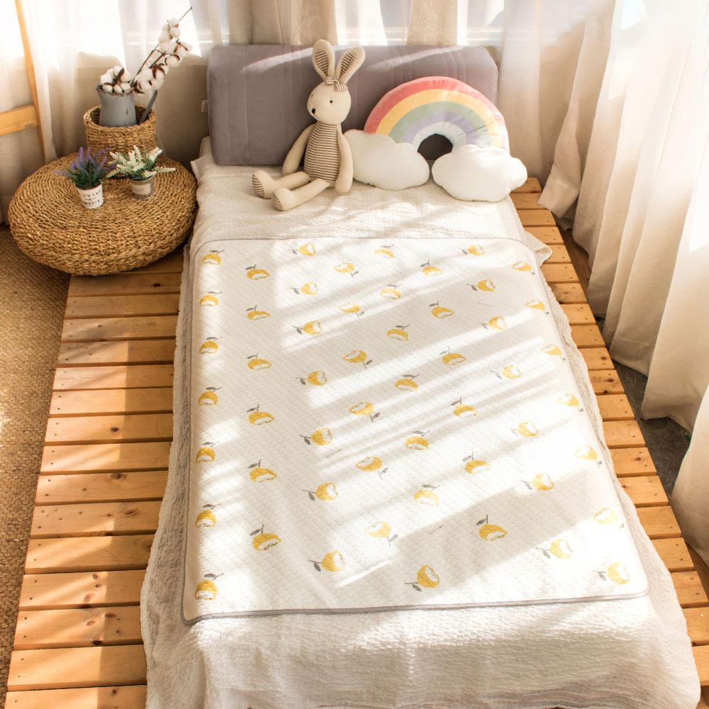 Lieto Non-Slip Bamboo Waterproof Blanket Large