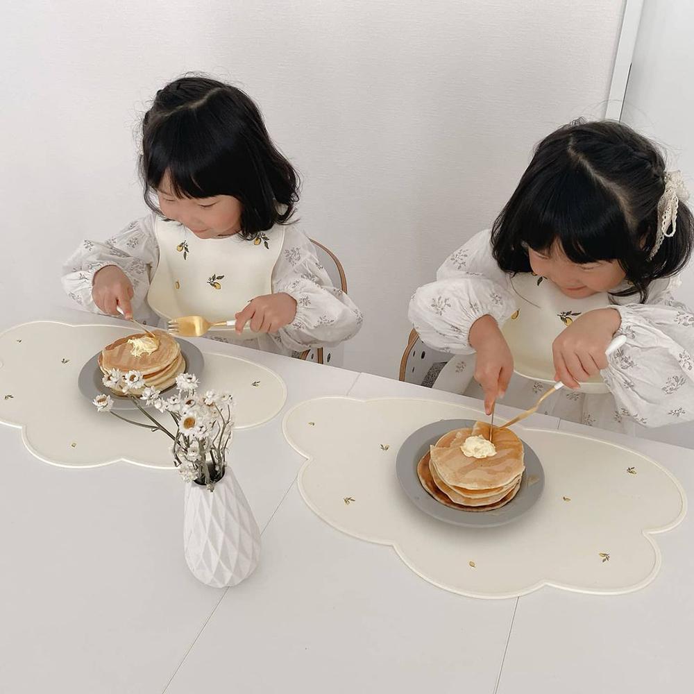 Trickholic baby food silicone bib